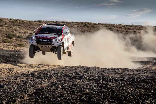 Toyota Gazoo Racing ve Fernando Alonso Dakar'a ilerliyor