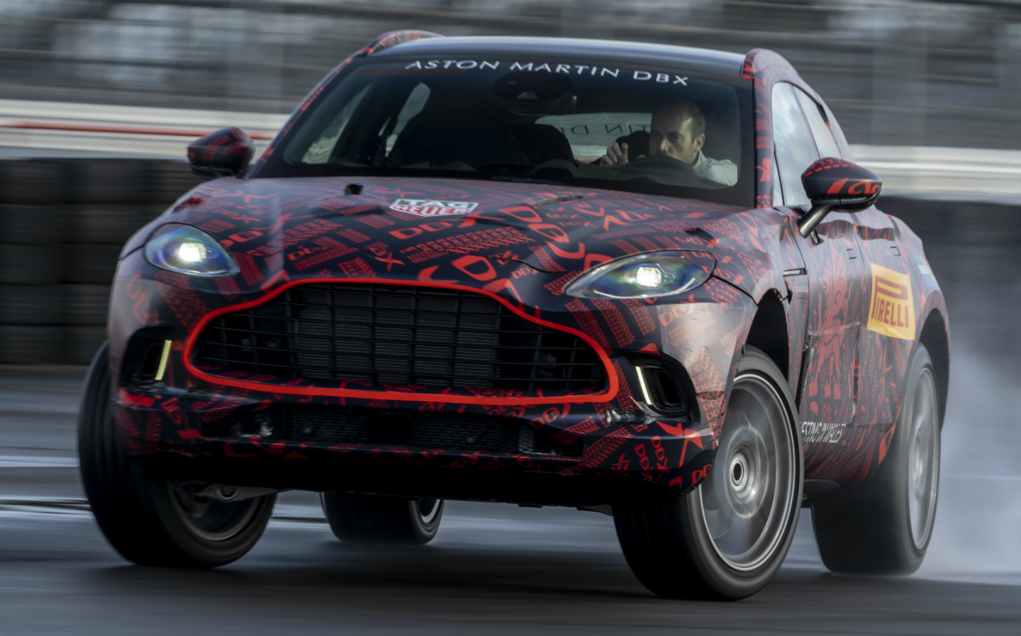 Aston Martin DBX 550 HP güç üretecek