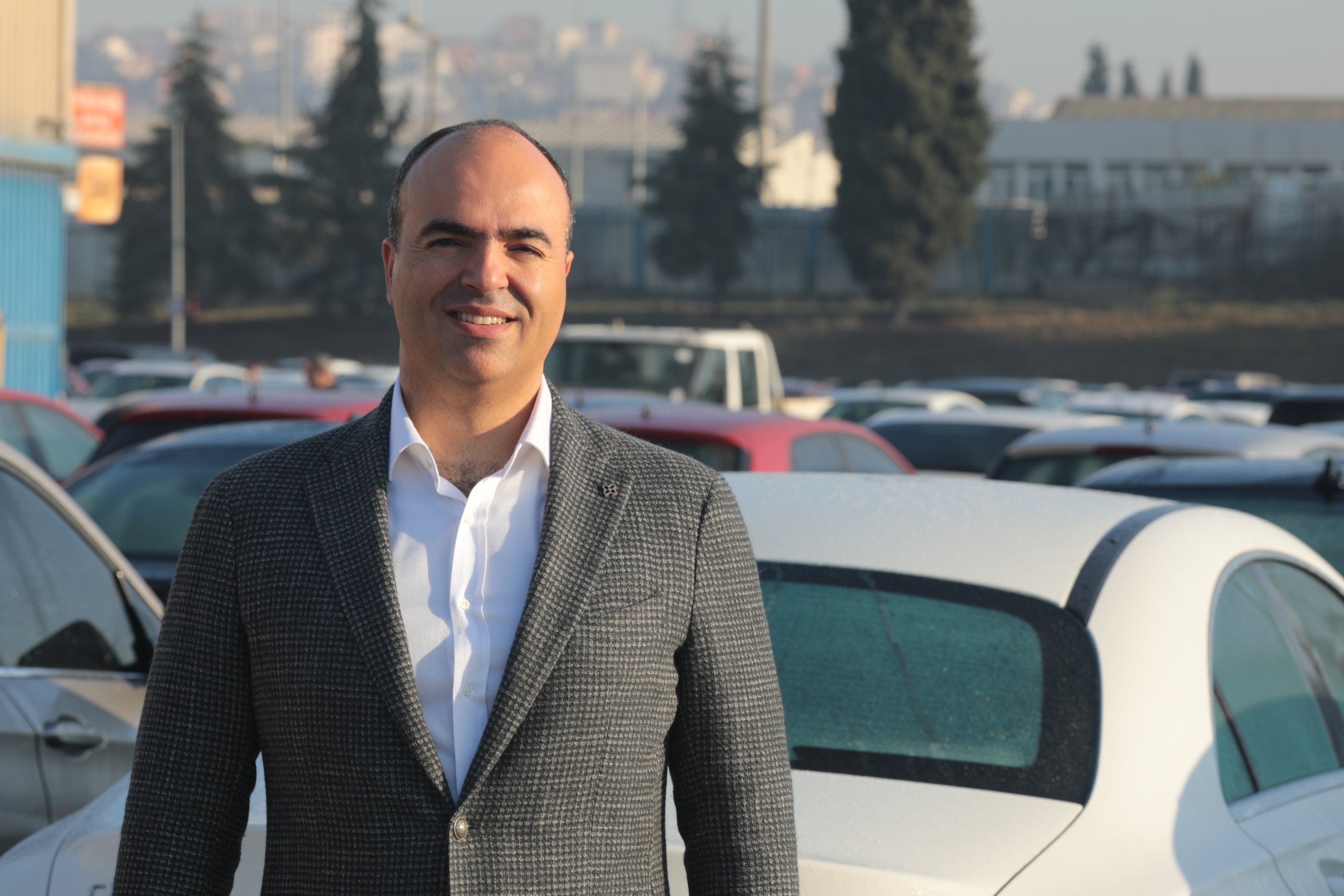 Hedefimiz 1.6 milyarlık araç satışı!..