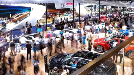 Virüs, Pekin Fuarı’nı da vurdu!