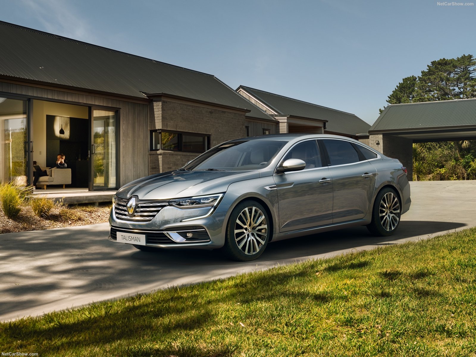 Renault Talisman'a gençlik iksiri