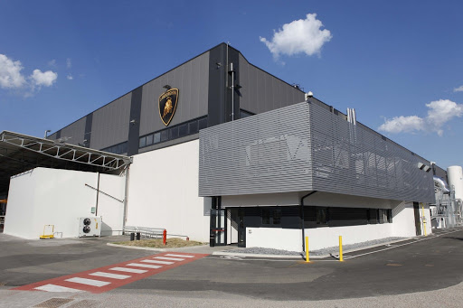 Lamborghini'de üretimi durdurdu