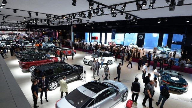 Paris Otomobil Fuarı iptal edildi!