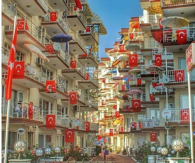 Toyota'dan anlamlı 23 Nisan çağrısı!