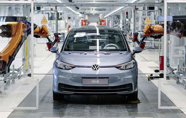 Otomotiv üretimi yeniden başlıyor!