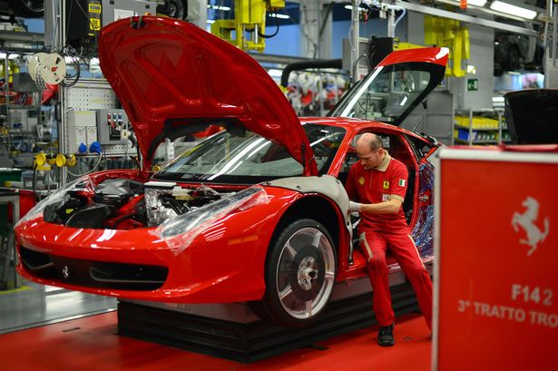 Ferrari çalışanlarına COVID-19 testi yapacak!