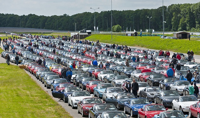 DEFYING Sözleşmesinin Yüzyılı: Mazda 1920-2020