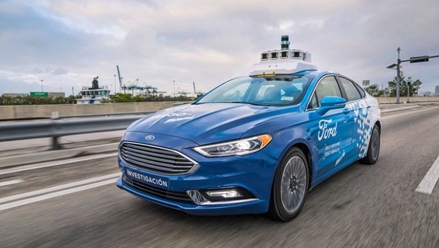 Sürücüsüz taksi projesi ertelendi!