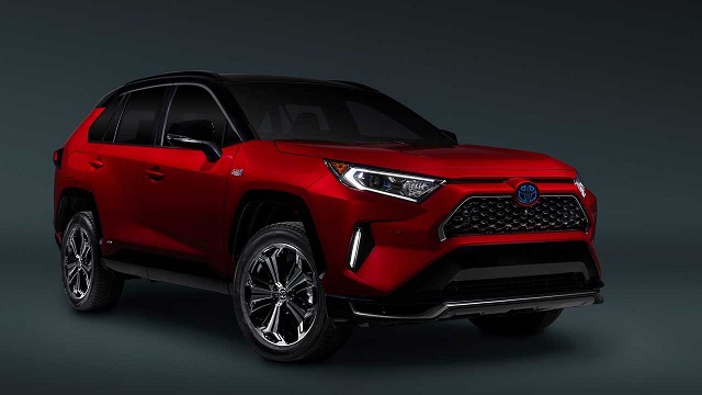 Yeni Toyota RAV4 güvenlikte tam not aldı