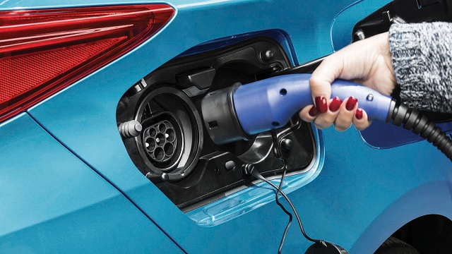 Toyota Çin'de elektrikli otomobil için 5 büyük üretici ile ortaklığa gitti