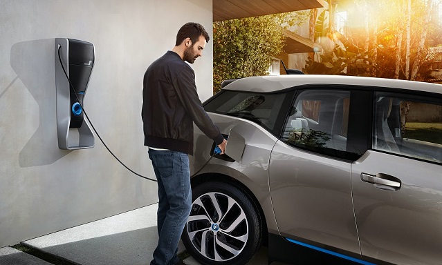 Almanya'daki şarj istasyonları son bir yılda 10 bin arttı