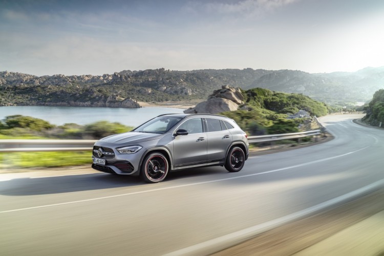 Yeni Mercedes GLA Türkiye'de