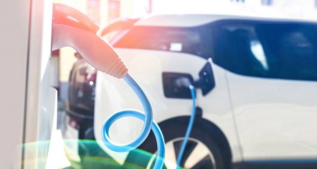 Türkiye yolları 'elektriklenmeye' devam ediyor