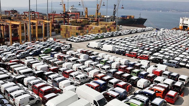 Otomotiv sektöründe aylık ihracat ilk kez 2 milyar doları aştı