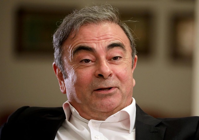 Eski Nissan patronu Ghosn, kaçışında yardımı olanları korudu!