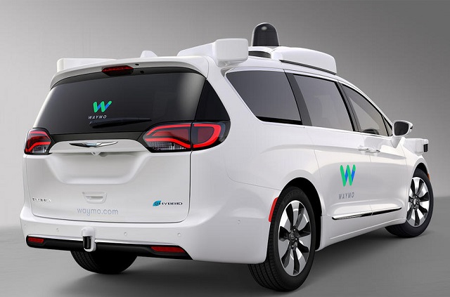 Waymo ve FCA 'ticari' işbirliğine gidiyor