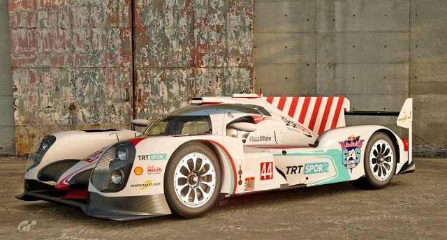 Le Mans'da Gördös ve Çelik zirvede