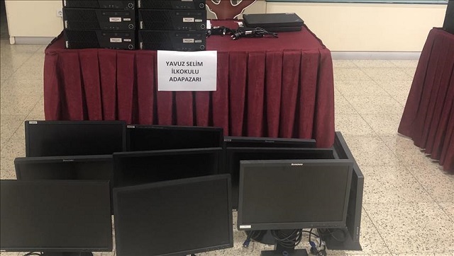 Toyota'dan Sakarya'daki öğrencilere bilgisayar desteği