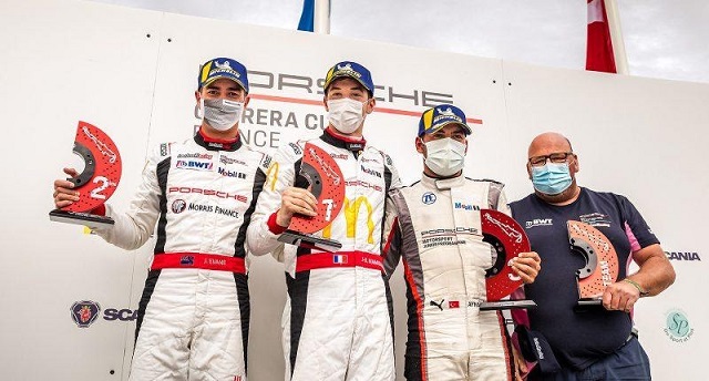 Ayhancan Paul Ricard'da podyumda