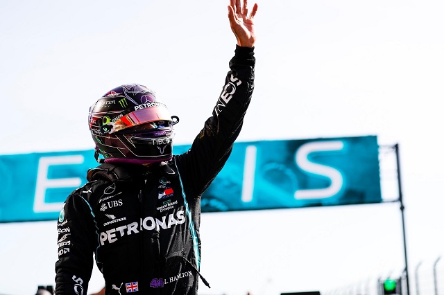 Hem Mercedes-Benz hem Lewis Hamilton rekorları kırdı