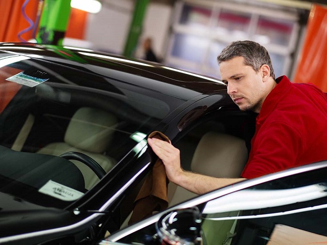 Oto servislerde yüzde 30 düşüş