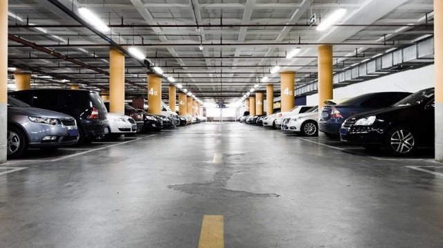 Otopark yönetmeliği ertelendi