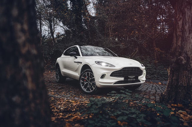 Yeni DBX'ler 5 ay sonra showroomlarda olacak