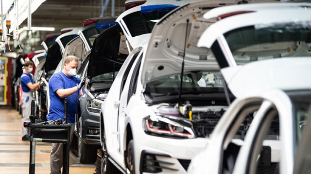 AB otomotiv sektörü yüzde 25 daraldı