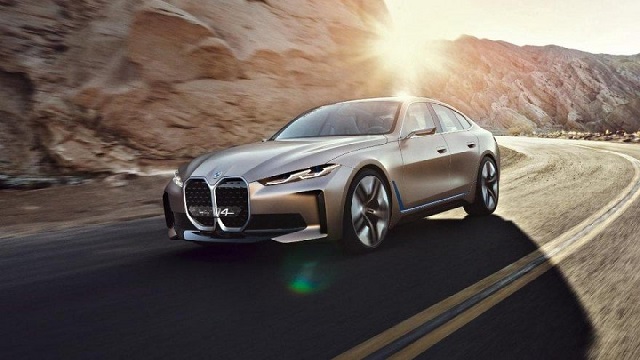 BMW 2021'de tamamen elektrikli 5 model sunacak