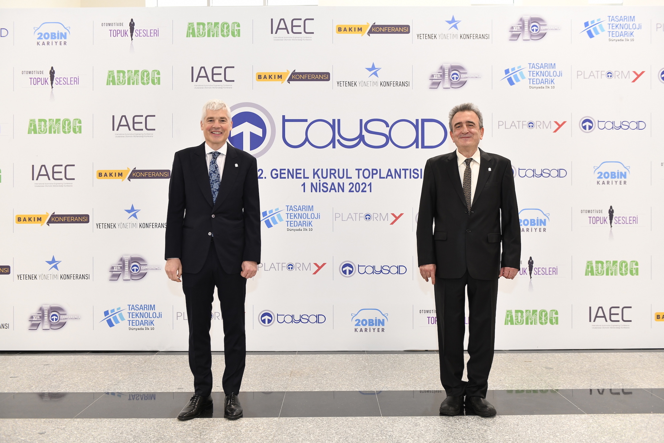 TAYSAD’da Bayrak Değişimi!