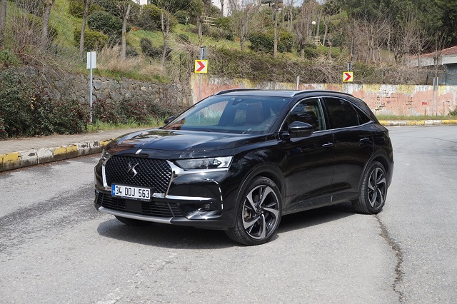 Sürüş izlenimi: DS 7 CROSSBACK E-TENSE 4X4