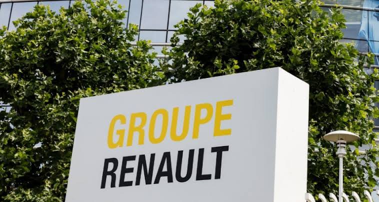 Renault çalışanları fabrika yöneticilerini rehin aldı