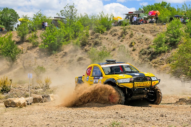 Offroad sezonuna görkemli açılış