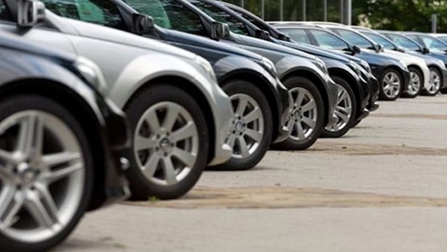 İkinci elde daralma devam ediyor