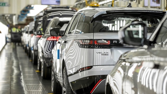 İngiltere'de sektör dibi gördü