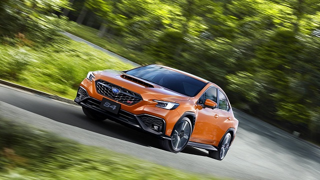 Subaru yeni sedan modelini tanıttı!