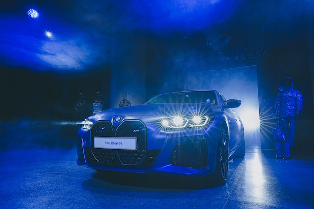 Elektrikli BMW i4 Türkiye'de ilk kez gösterildi