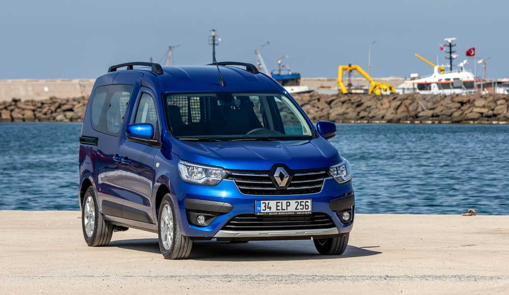 RENAULT’YA  İKİ ÖDÜL!.. 