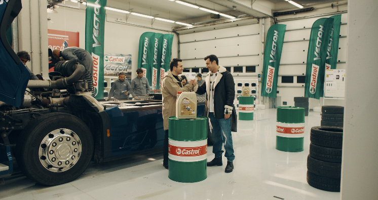 Castrol ile güç gösterisi