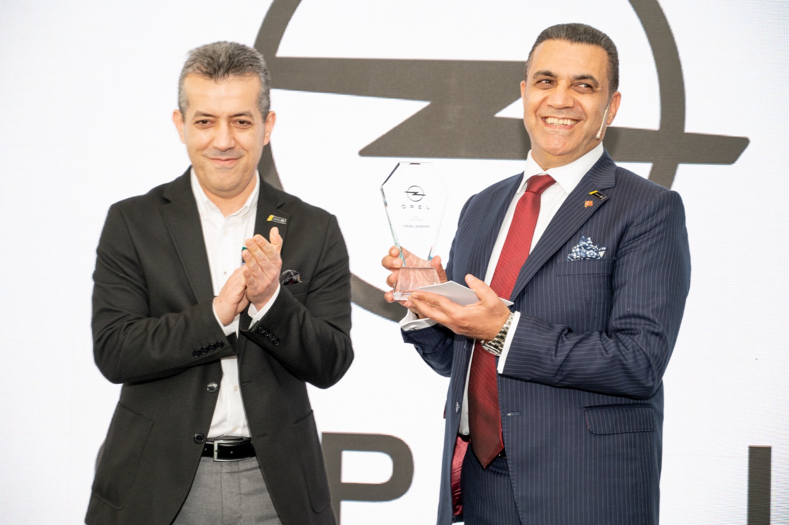 Opel Türkiye’den bir ilk: Bayiye Onur Ödülü!..