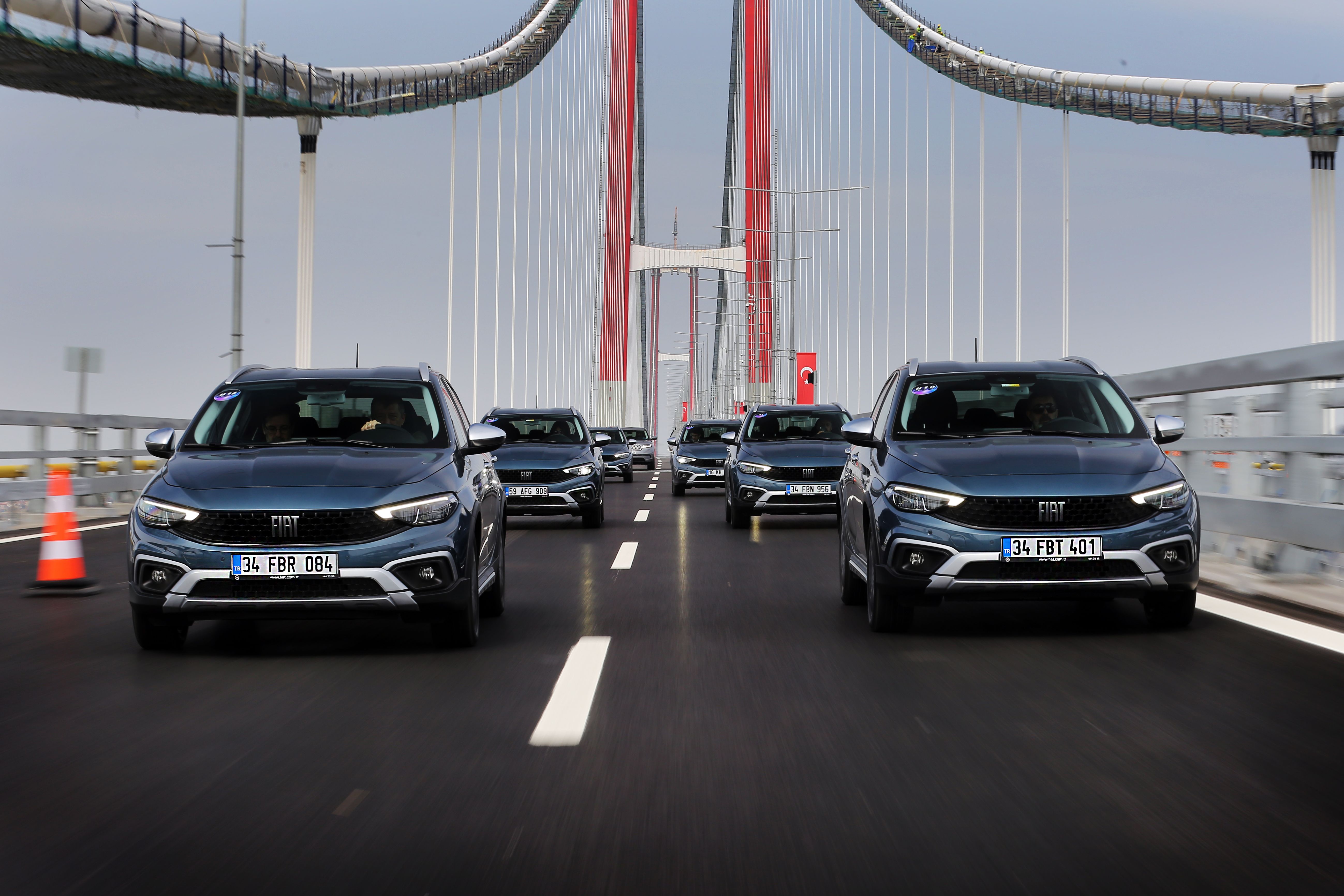 Fiat Egea’nın, hibrit motorlu versiyonları Türkiye’de satışa sunuldu.