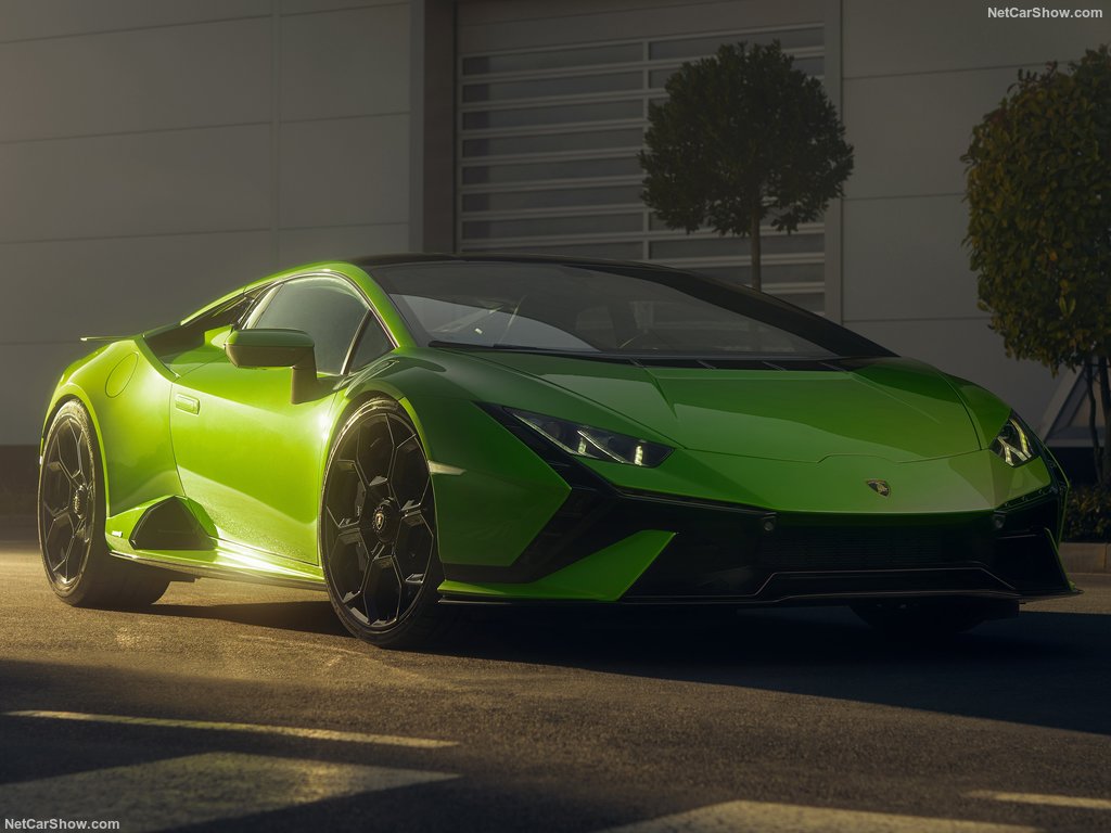 Lamborghini Huracan Tecnica örtülerini kaldırdı