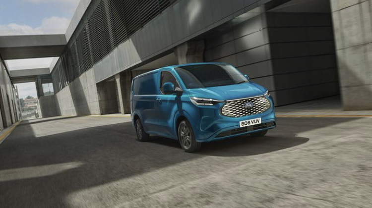 Ford E-Transit’i tanıttı