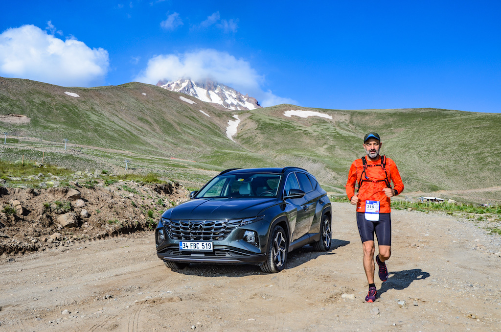Yılın Otomobili Hyundai Tucson ile Erciyes'te zirveye yolculuk