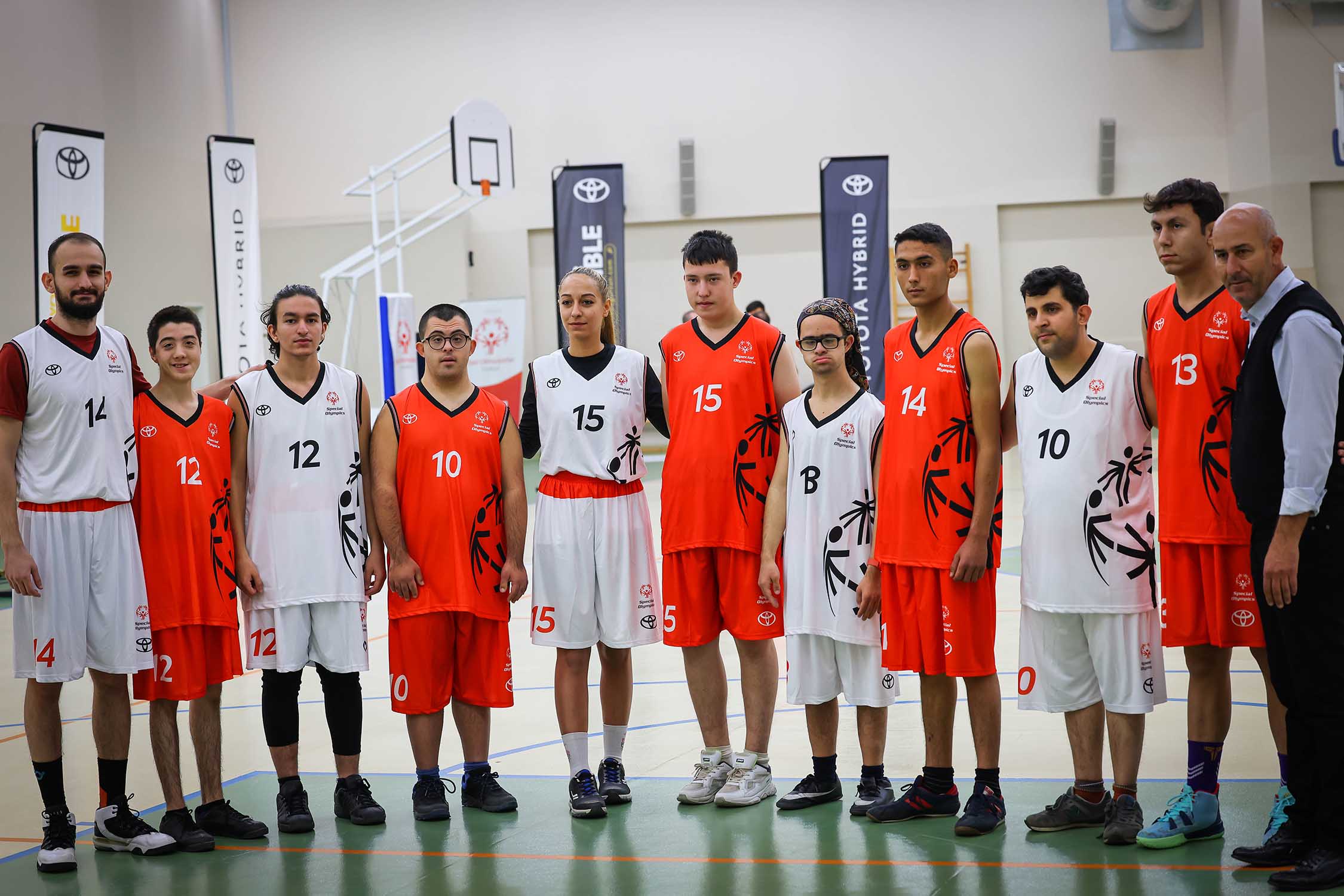 Özel Sporcularla birlikte“Engelleri Aşma Günü”ne dönüştü.