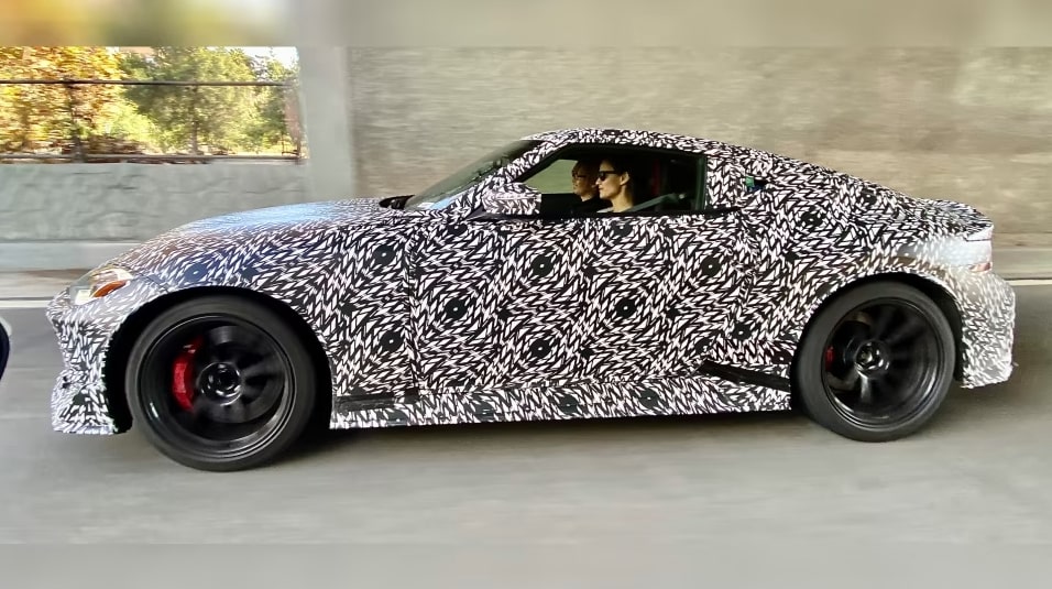 2023 Nissan Z Nismo yollarda