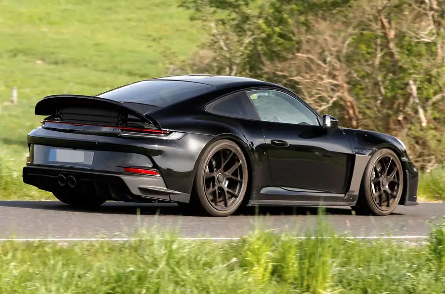 Porsche, 911'in 60.yıl dönümü için ST GT3'ü hazırlıyor