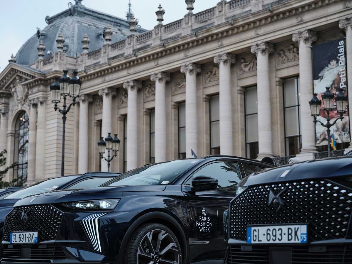 DS7 E-Tense, Paris Moda Haftasına öncülük ediyor