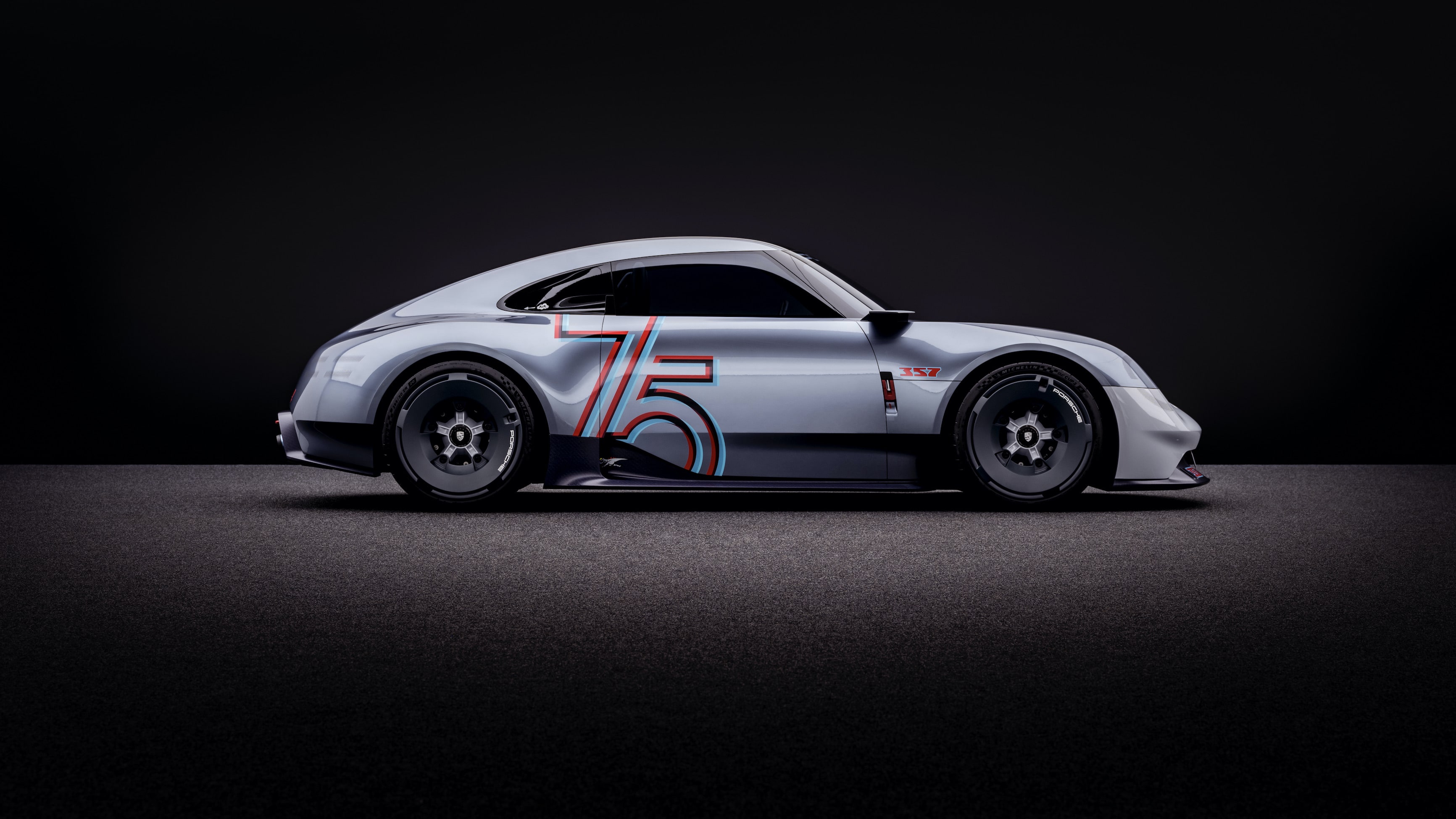 Porsche’den 75. Yılı için üretilen ''Porsche Vision 357''