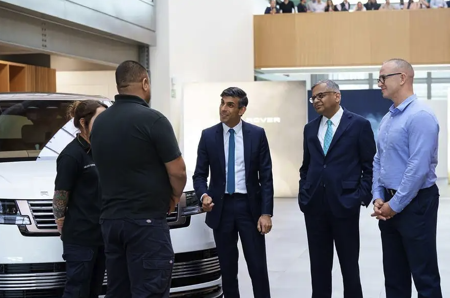 Birleşik Krallık Başbakanı'nın içten yanmalı şüphesi